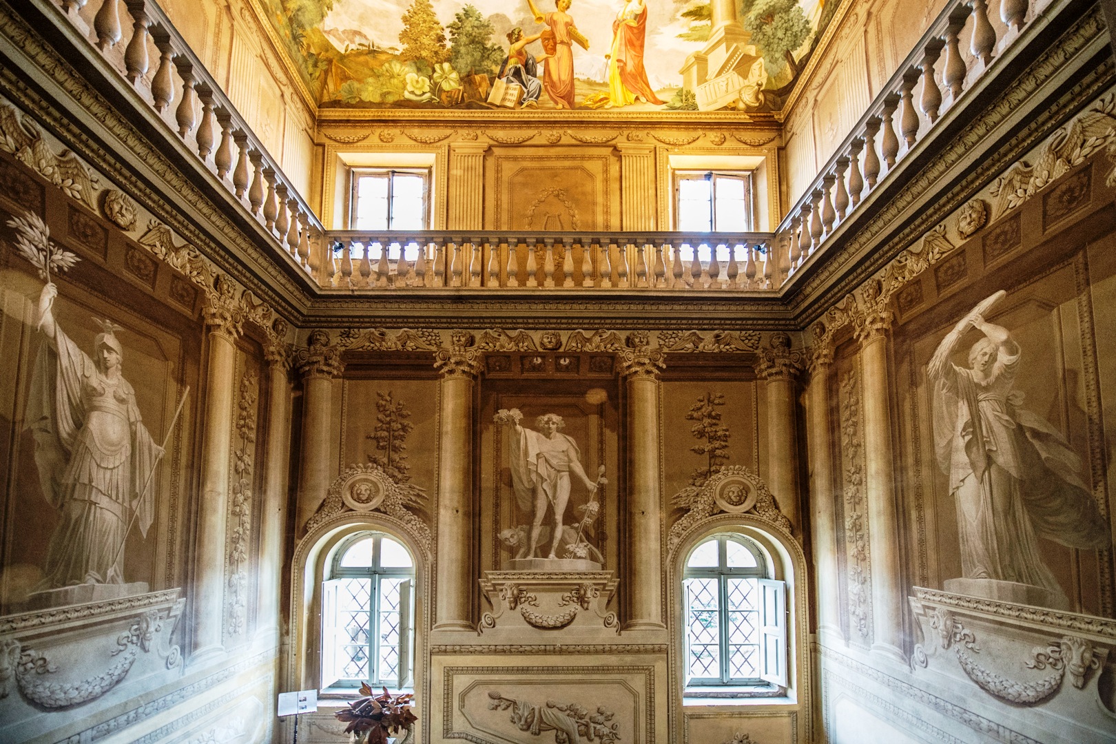 VILLA FOR SALE IN TUSCANY